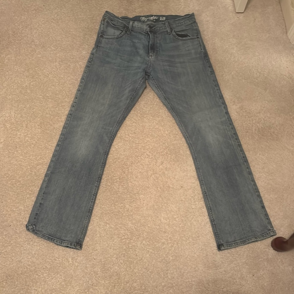 Wrangler jeans in fit slim  boot.